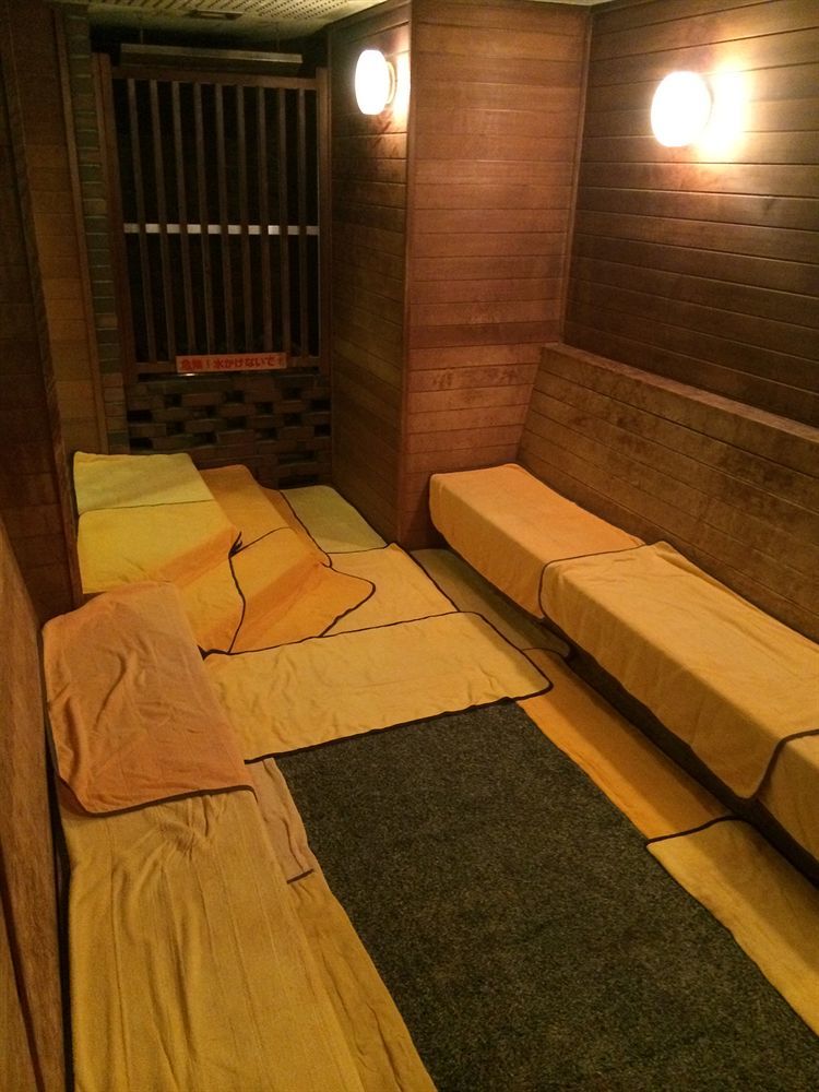 Capsule Hotel Asahi Plaza Shinsaibashi Osaka Eksteriør billede